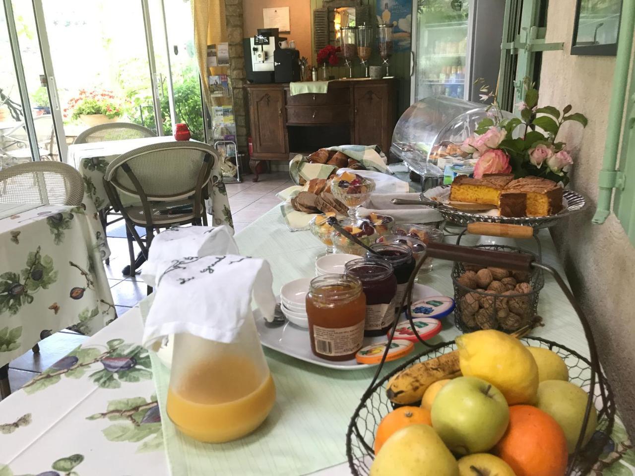 Le Grand Jardin Bed & Breakfast Lafare ภายนอก รูปภาพ
