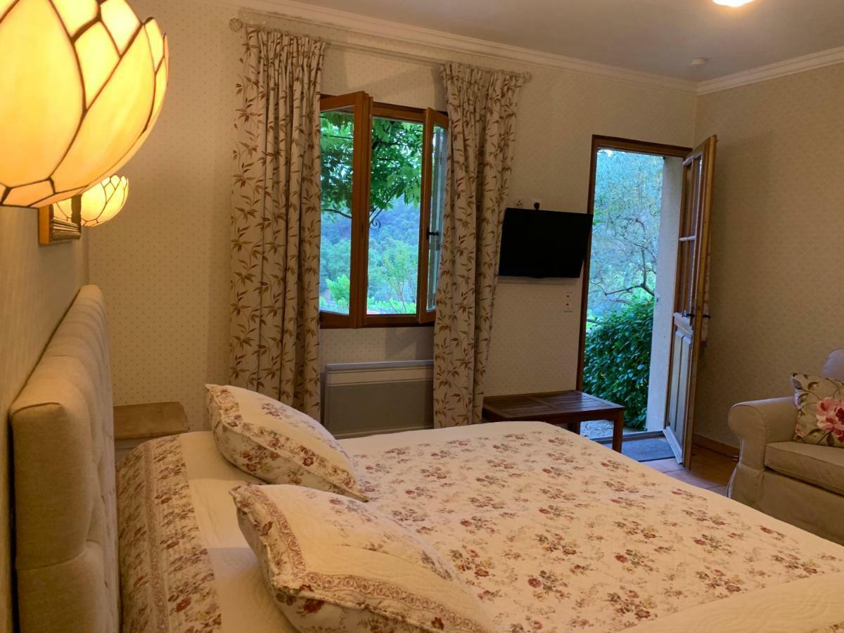 Le Grand Jardin Bed & Breakfast Lafare ภายนอก รูปภาพ